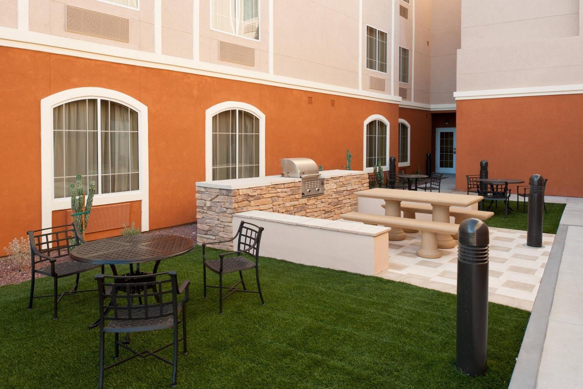 Towneplace Suites By Marriott Tucson Williams Centre Exteriör bild
